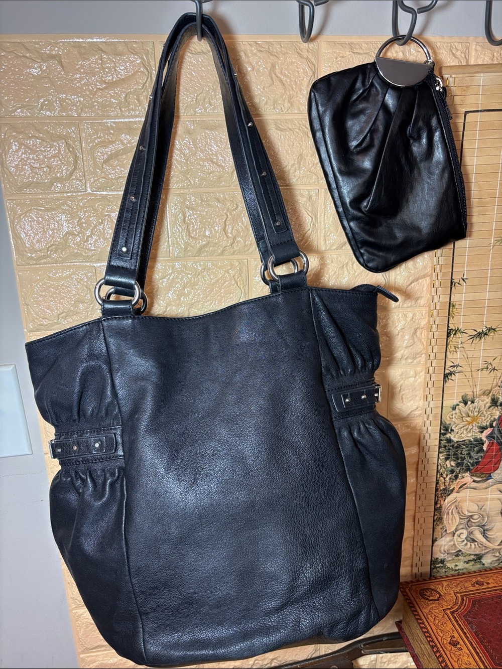 Kenneth Cole Reaction Leather Bag Black Zip Top Studded Handles w Mod Wristlet